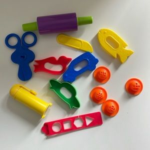 Play-Doh - Rollers Cutters and More Set - Red - Yellow - Blue - Green - Orange